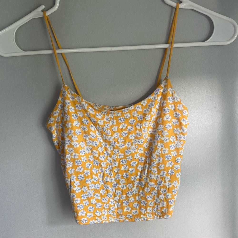 Floral cropped Pacsun tank